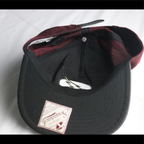 Flash Snapback - Picture 9 of 9